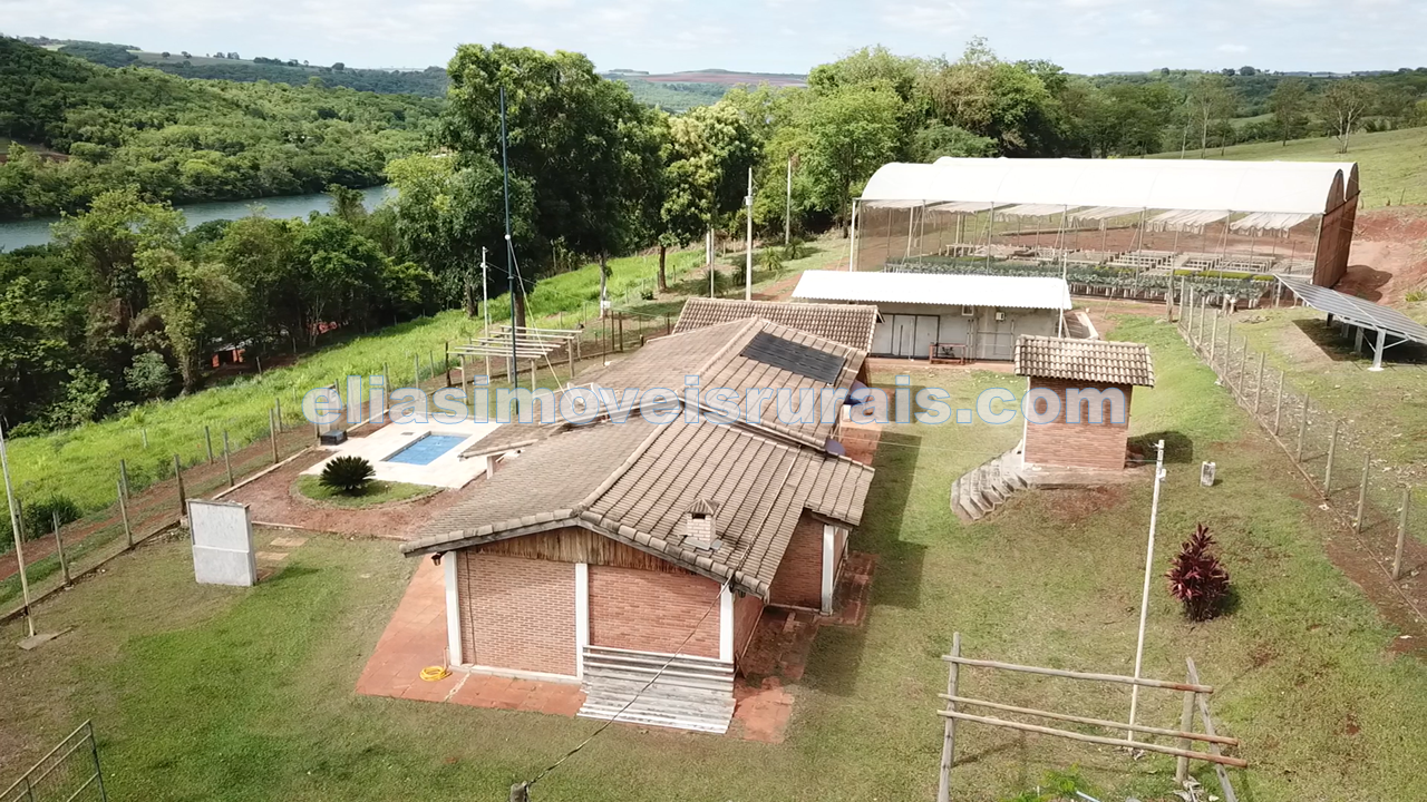 Sítio no município de Indianópolis/MG